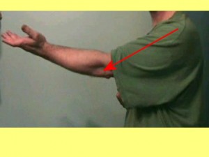 Wing_Chun_And_Triangles_Video-UpperArmAnglesDownwards