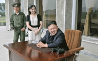 Big_Head_Gallery_033.jpg