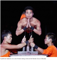 Feats_Of_Strength_Gallery_055.jpg