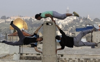 Feats_Of_Strength_Gallery_116.jpg