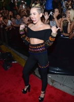 Long_Tongue_020.jpg