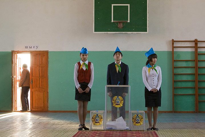 Pyramid_Shaped_Headgear_Gallery_028.jpg