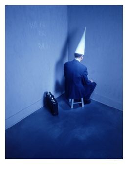 Pyramid_Shaped_Headgear_Gallery_032.jpg